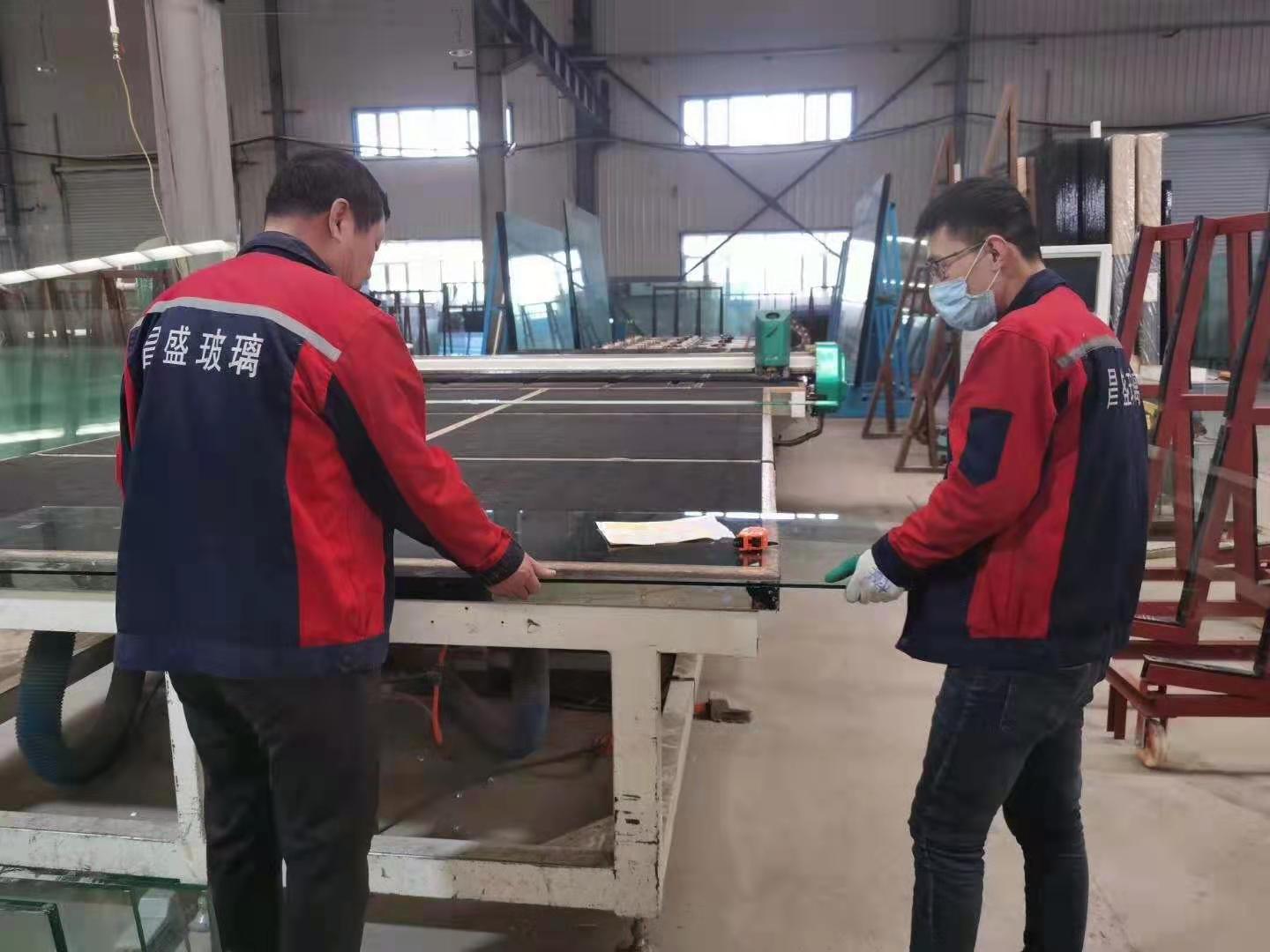 長春市昌盛玻璃有限公司《招聘》技工