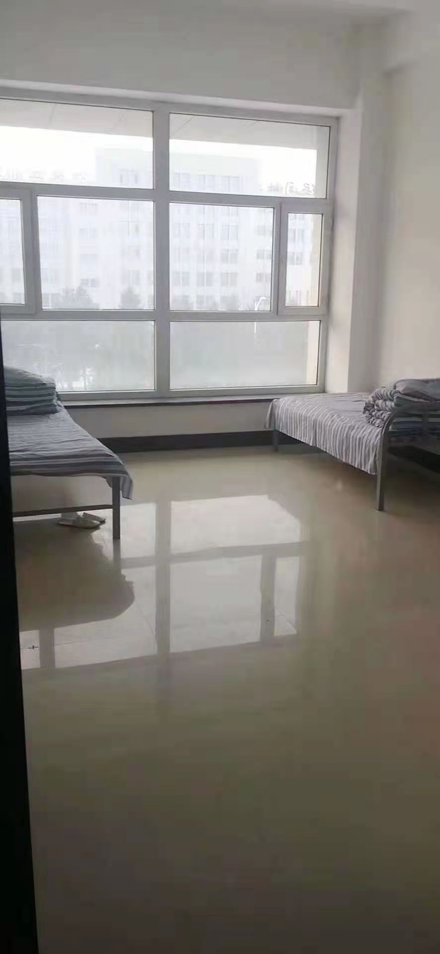 長春市昌盛玻璃有限公司《招聘》技工