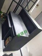 衣服貨架低價出售，電話15944533111