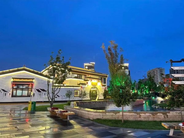 海龍湖飯店招女服務員，男傳菜員后廚刷碗工 工資優厚