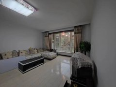 出租東街警和家園2樓116平三室，1.8萬包物業(yè)取暖
