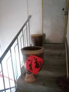 吉售樓，芳園小區(qū)，54平帶倉庫，家具齊全，8萬3
