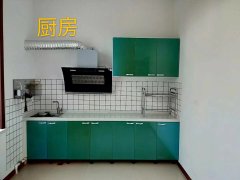 郵政門市房，兩層近百平米，站前江山花園西門對過