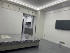 維港城13樓陽面出租，新房，拎包入住，年租，包物業取暖