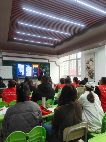 免費(fèi)學(xué)習(xí)美甲面點(diǎn)電子商務(wù)技能！政府頒發(fā)技能證書