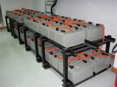 吉林省長春電瓶機房UPS電池eps干電池叉車電瓶新潔靜回收公